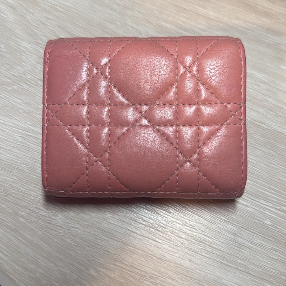 DIOR CARO COMPACT TRIFOLD COMPACT WALLET, PINK CALFSKIN LEATHER - Picture 3 of 14
